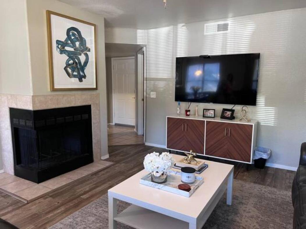 The Greens! 3br W/ Pool & Apartment