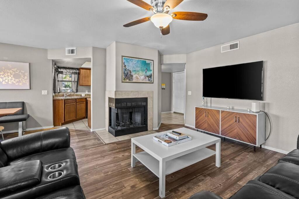 The Greens! 3br W/ Pool & Tucson