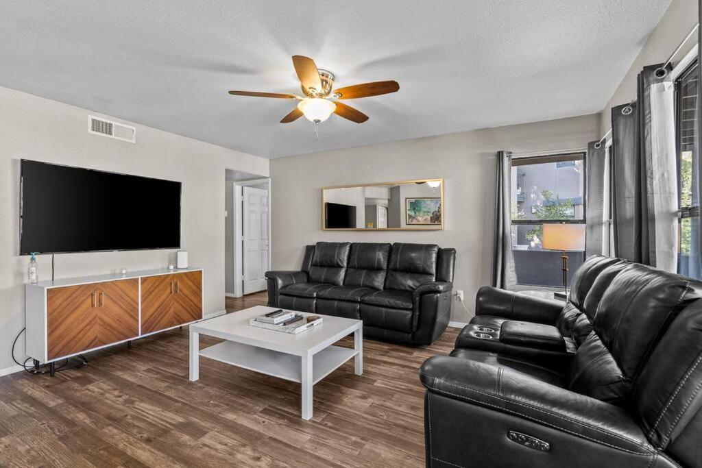 The Greens! 3br W/ Pool & *