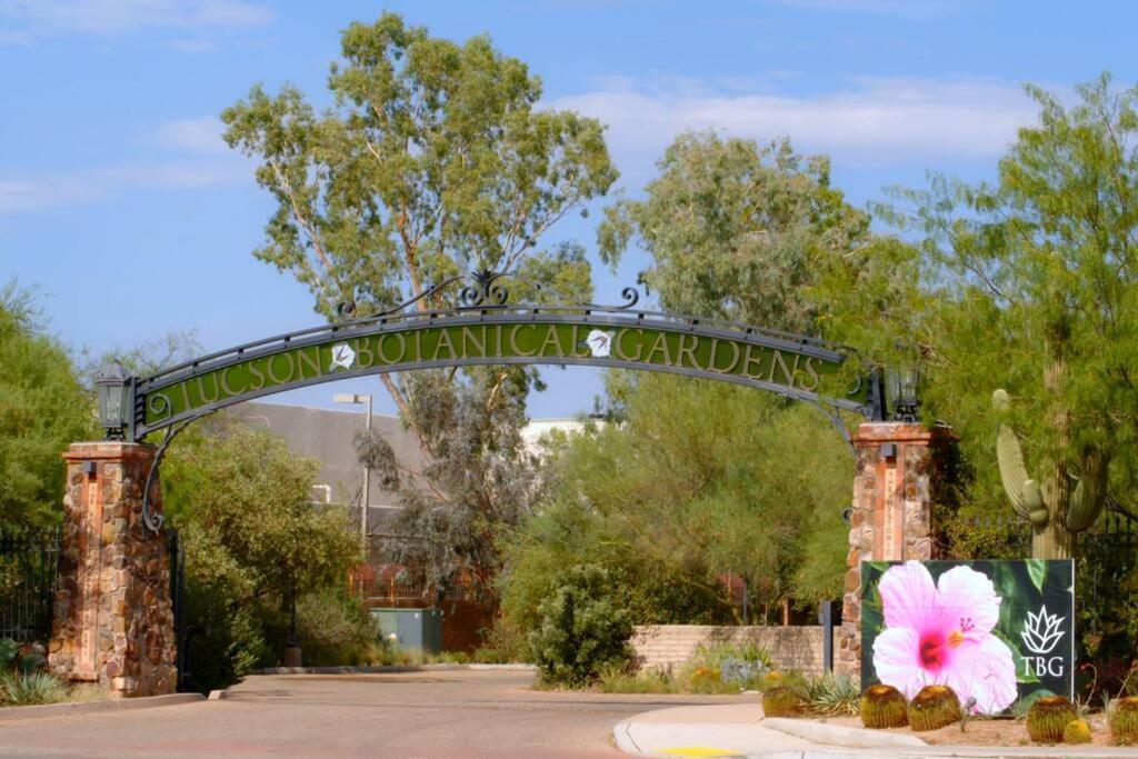The Greens! 3br W/ Pool & * Tucson
